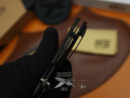 Складной нож We Knife High-Fin WE22005-1