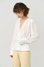 Блуза запах