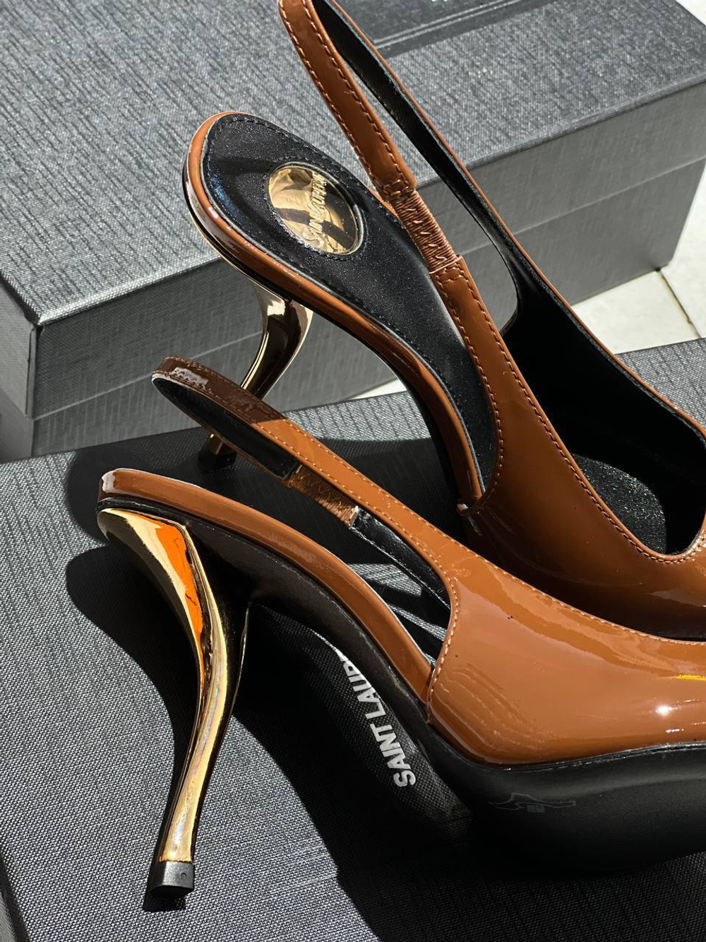 Босоножки Yves Saint Laurent, арт. 467949162