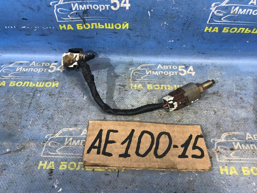 Датчик педали тормоза TOYOTA SPRINTER 1992