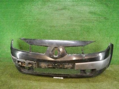Бампер передний Renault Megane 2 (2002-2006)