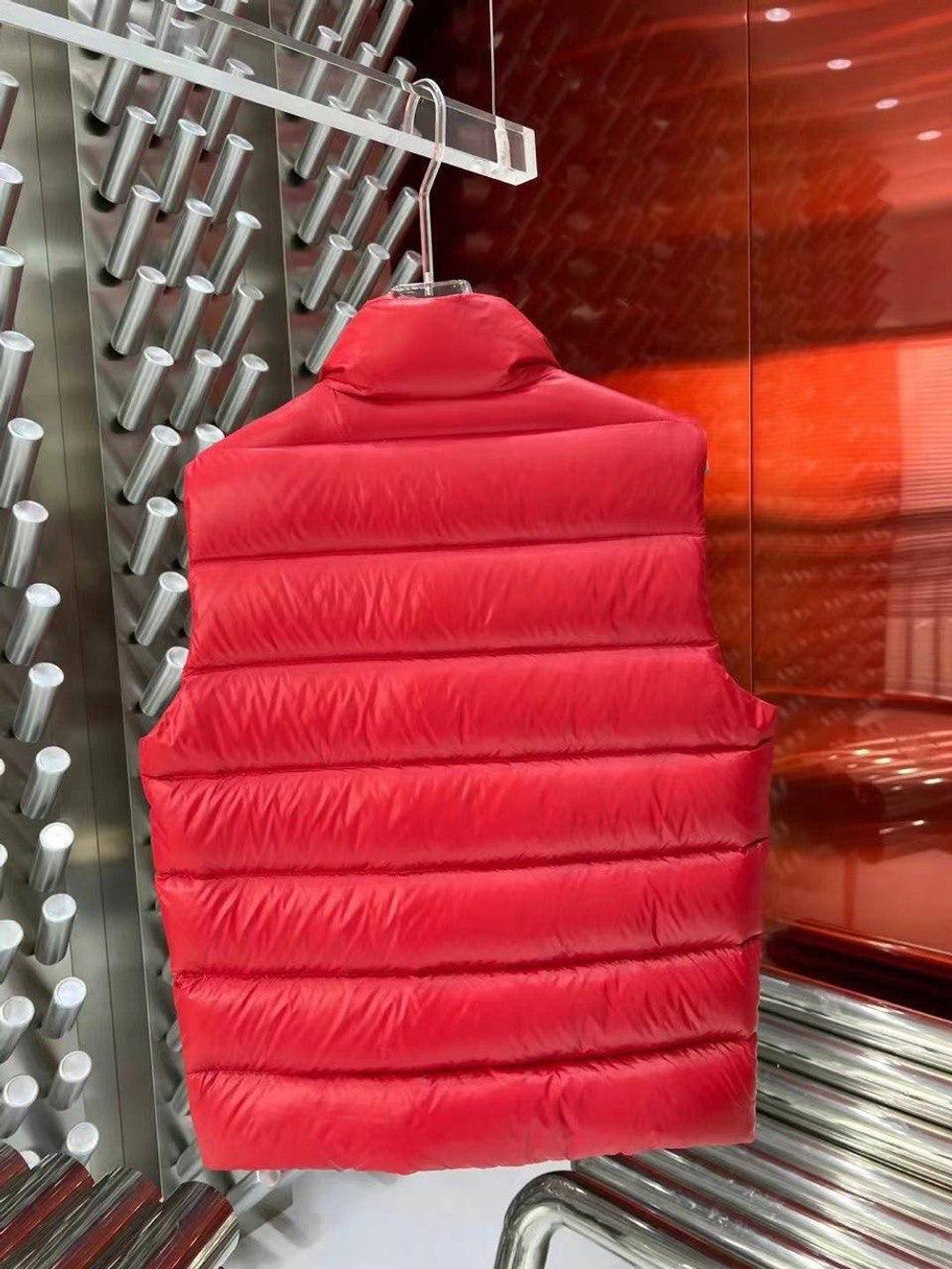 Безрукавка Moncler