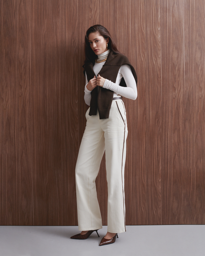 Джинсы молочные JUDY