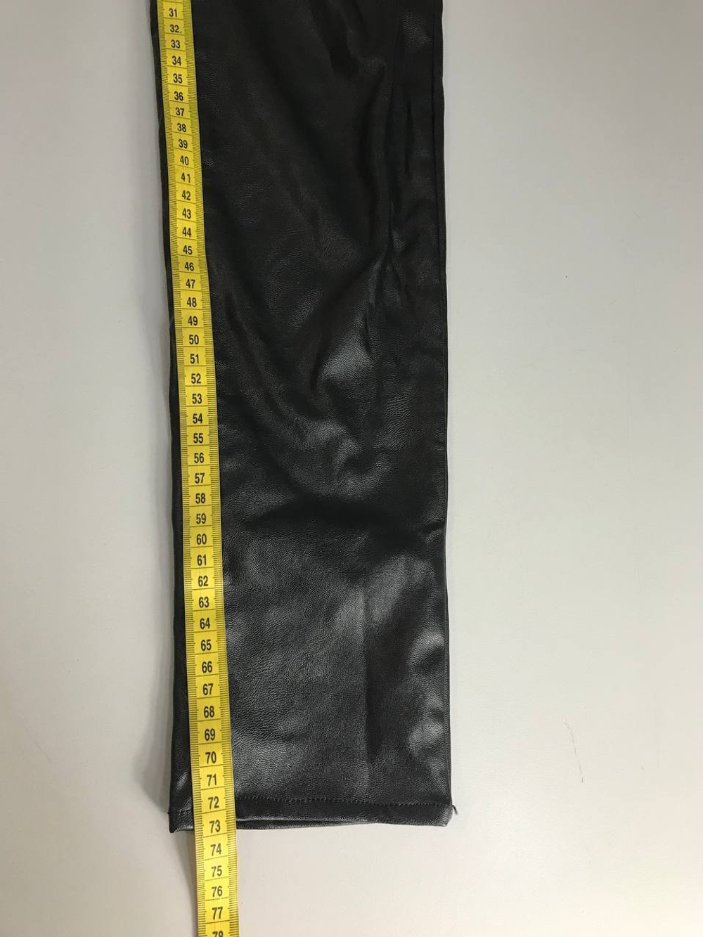 Брюки H&M модные, маркировка 40, визуально на 46 размер