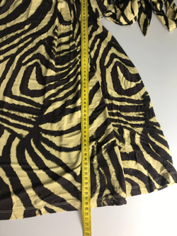 Платье Zolla для смелого образа, маркировка L, визуально на 48 размер