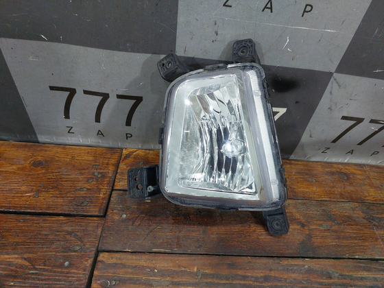 ПТФ передняя правая Hyundai Creta 1 (GS) 16-21 Б/У Оригинал 92202M0000