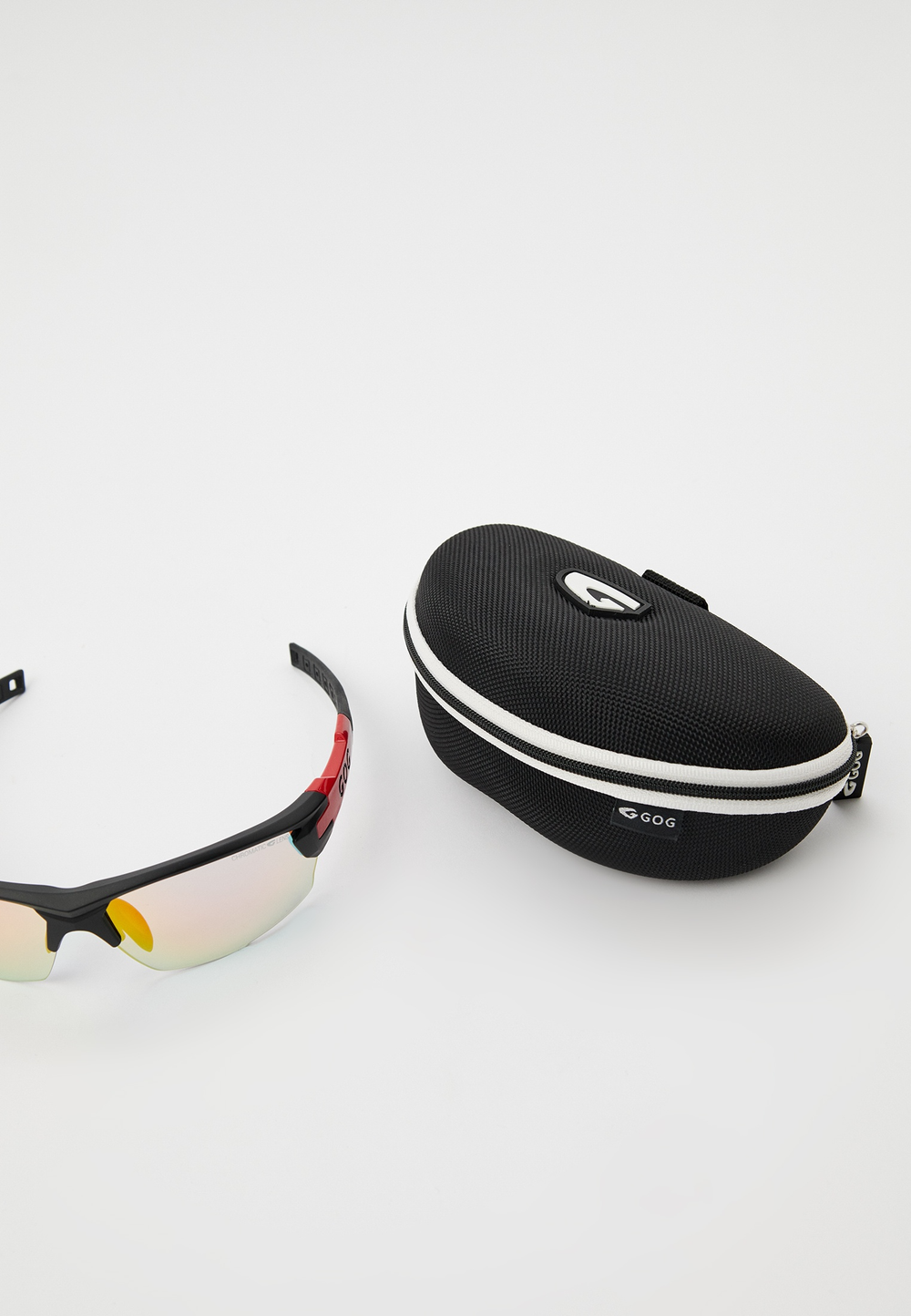 Спортивные очки GOG Steno C / Matt Black-Red / Photochromic Red Lens