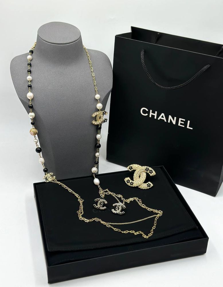 Колье CHANEL