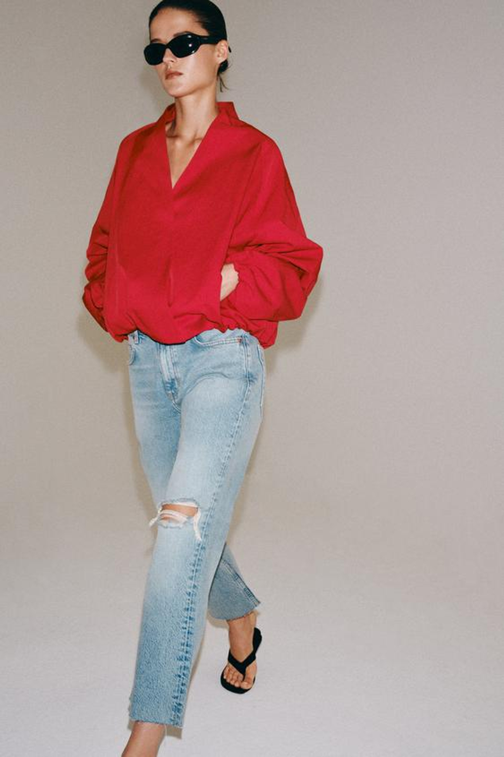 ZARA УКОРОЧЕННЫЕ ДЖИНСЫ RELAXED BOOTCUT СО СРЕДНЕЙ ПОСАДКОЙ — ZW COLLECTION, ГОЛУБОЙ