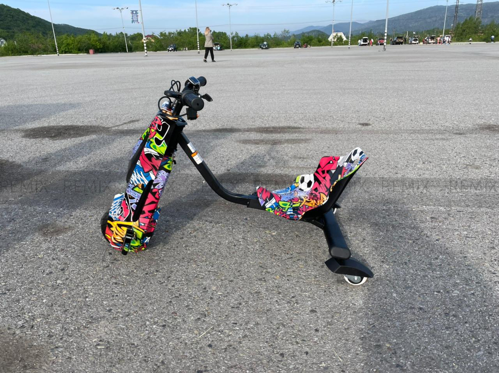 Электроскутер Drift Bot 12v 120w 2 скорости (10km/h, 6-8km, Drift bike, trike)