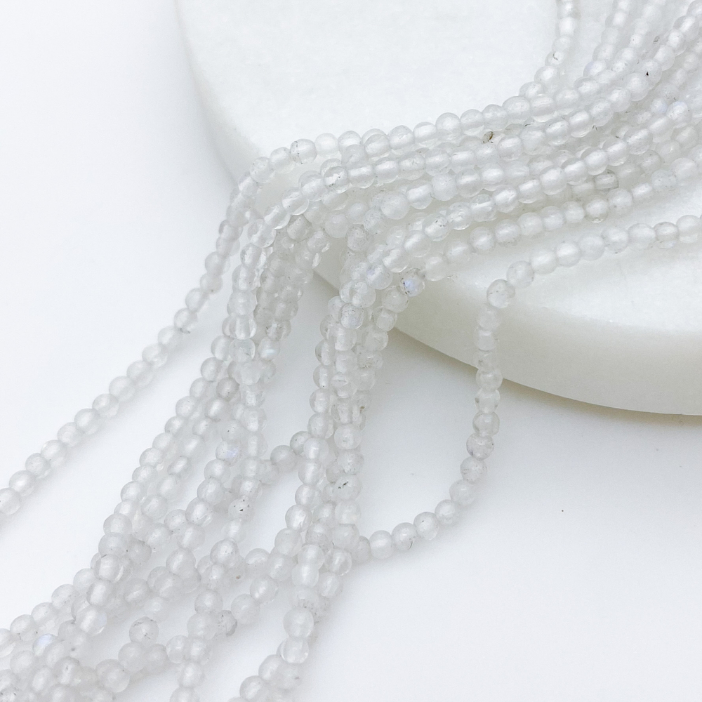 Лунный камень, диаметр около 2 мм, цена за нить 38 см