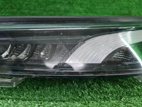 Фара габаритная левая Hyundai Palisade (2018-2022) LED