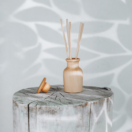 Деревянный аромадиффузор с кедровыми палочками DA1
