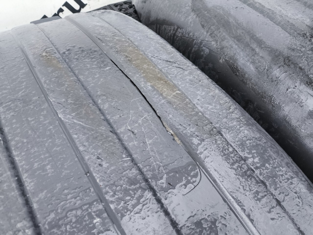 Комплект крыльев задних