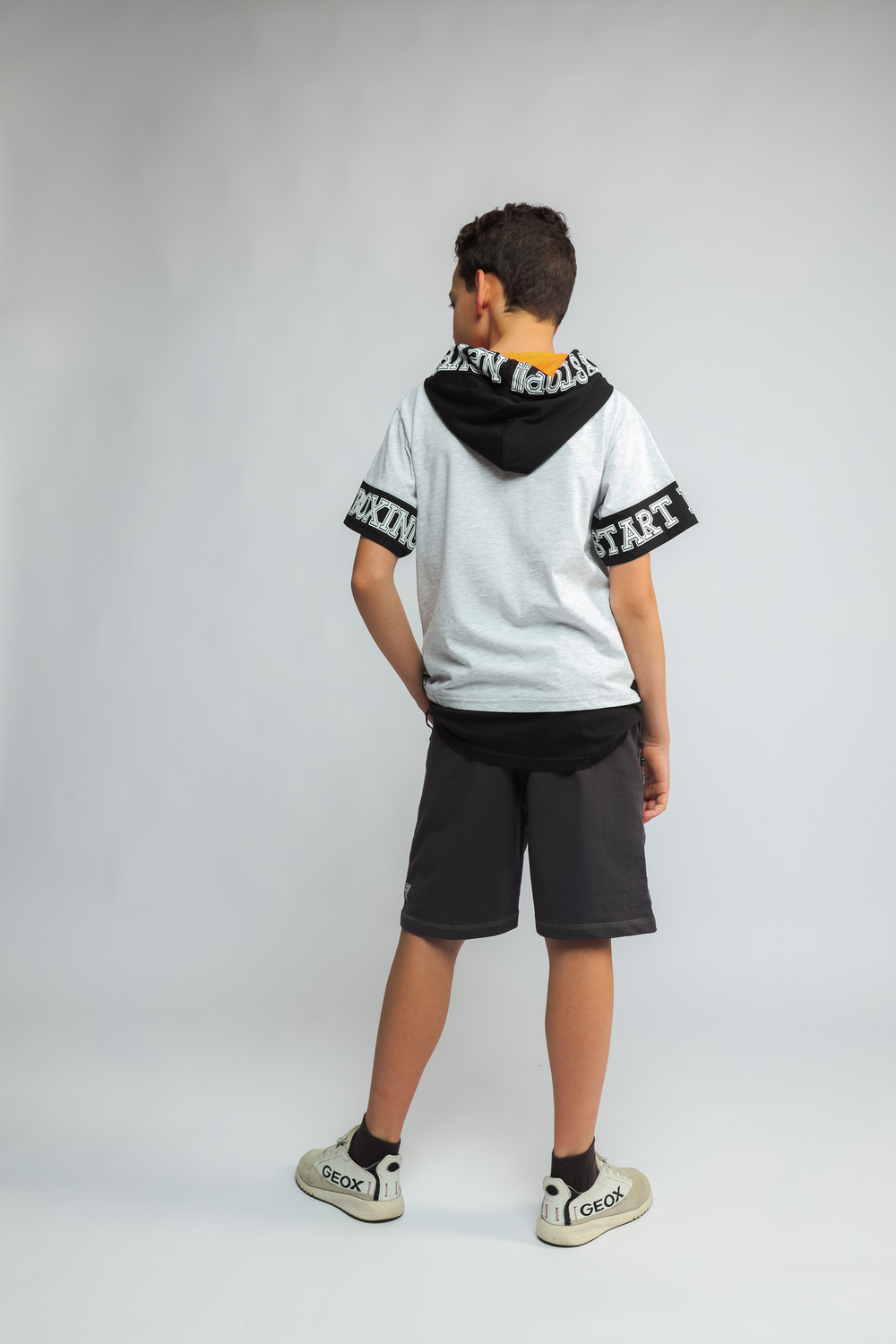 Футболка с капюш. Beneti 2391