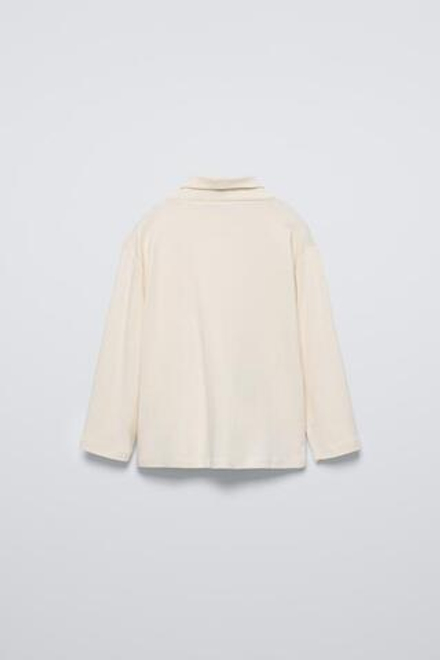 ZARA ОДНОТОННЫЙ ТОП С ВОРОТНИКОМ-СТОЙКОЙ, ЭКРЮ