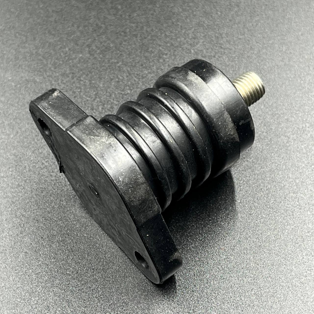 Демпфер опорный резиновый Yamaha 20-30 (Верхний) (PREMARINE)