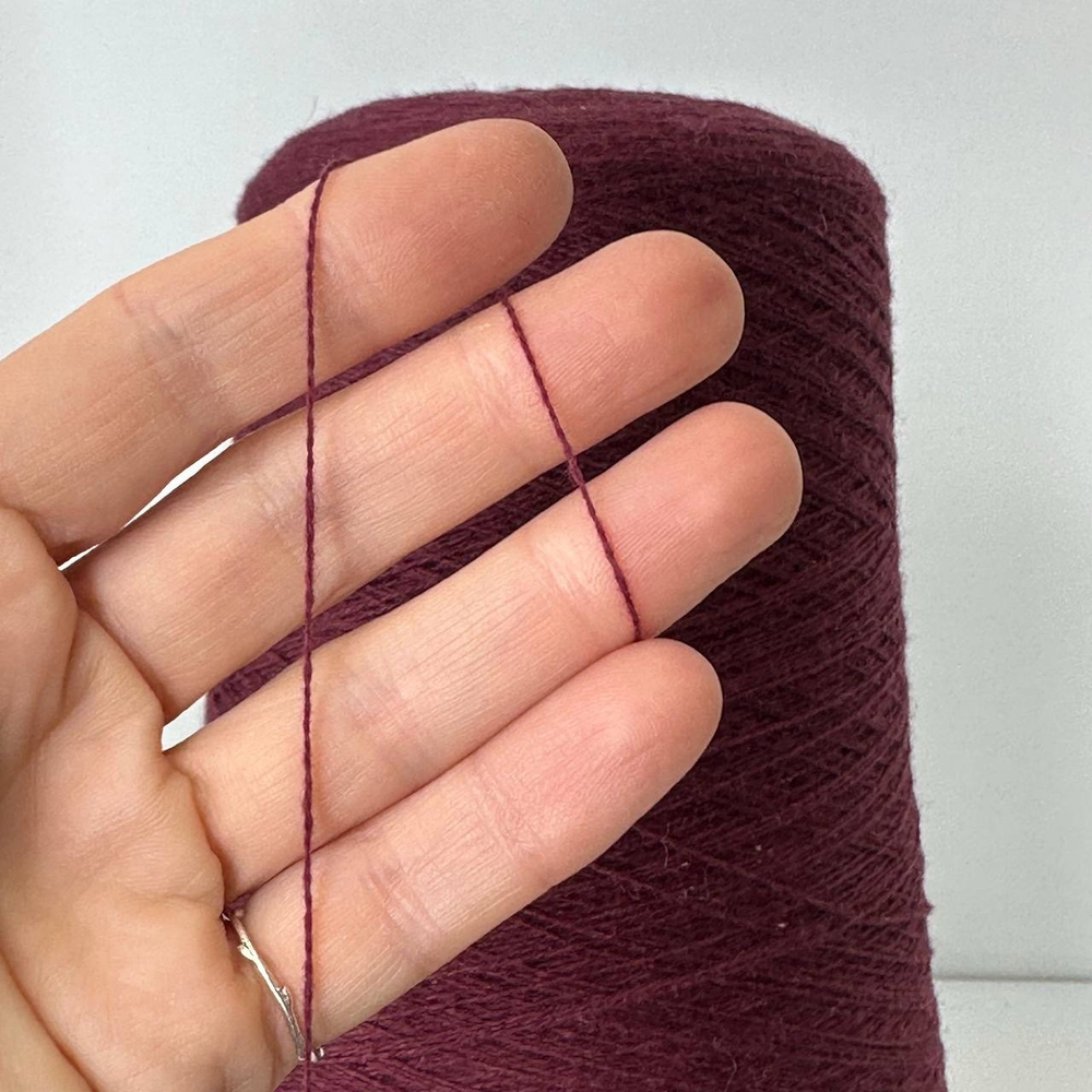 MATIS - Linsieme; 90% меринос, 10% кашемир; 1500м/100гр; col. 319, цвет: бордо