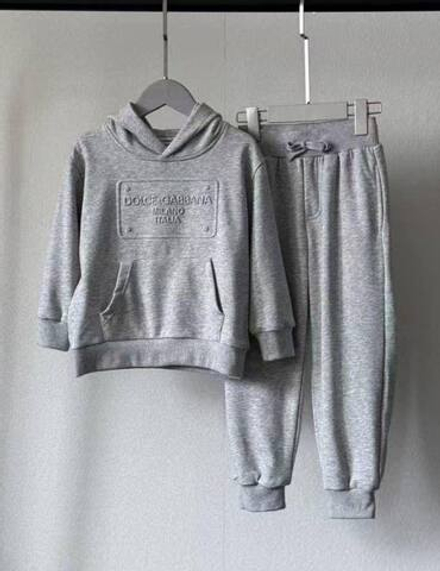 Костюм Dolce&Gabbana