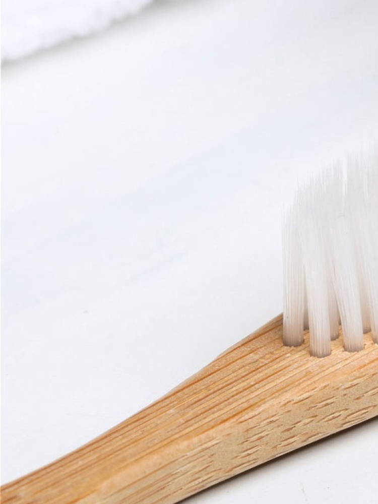 Зубная щетка, Бамбук Day with smile 18*2*2 см