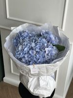 Моно букет из гортензии в голубом оттенке