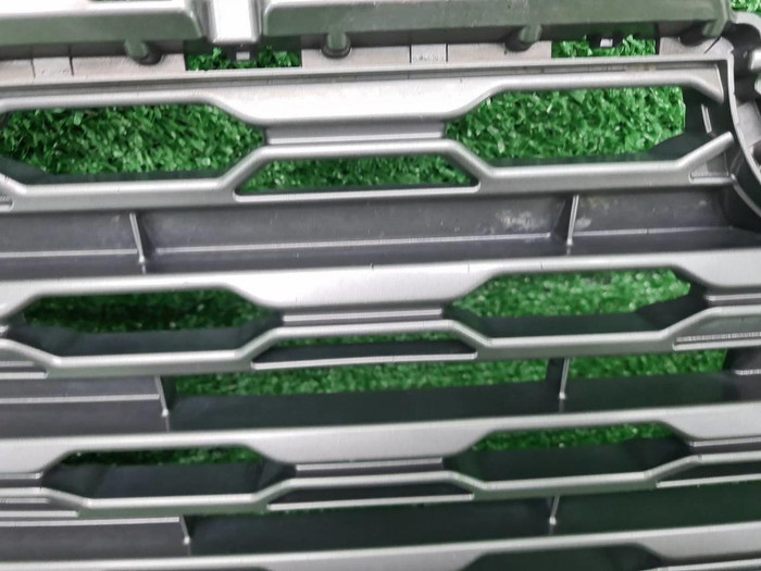 Решетка радиатора Toyota RAV4 5 XA50 (2018-н.в.)