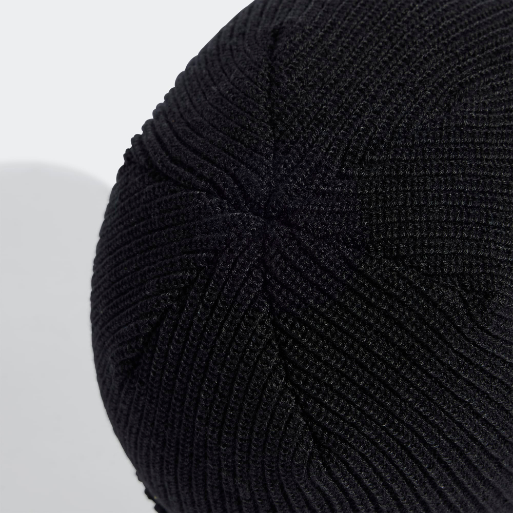 Шапка взрослая adidas Originals SHORT BEANIE