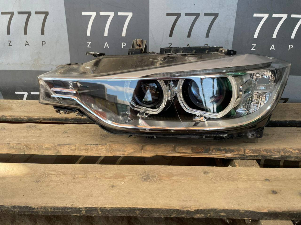 Фара левая ксенон BMW 3-Series (F30)  Б/У Оригинал 63117314531