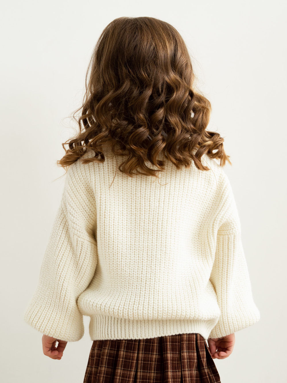 Кардиган с бантиками, Молоко