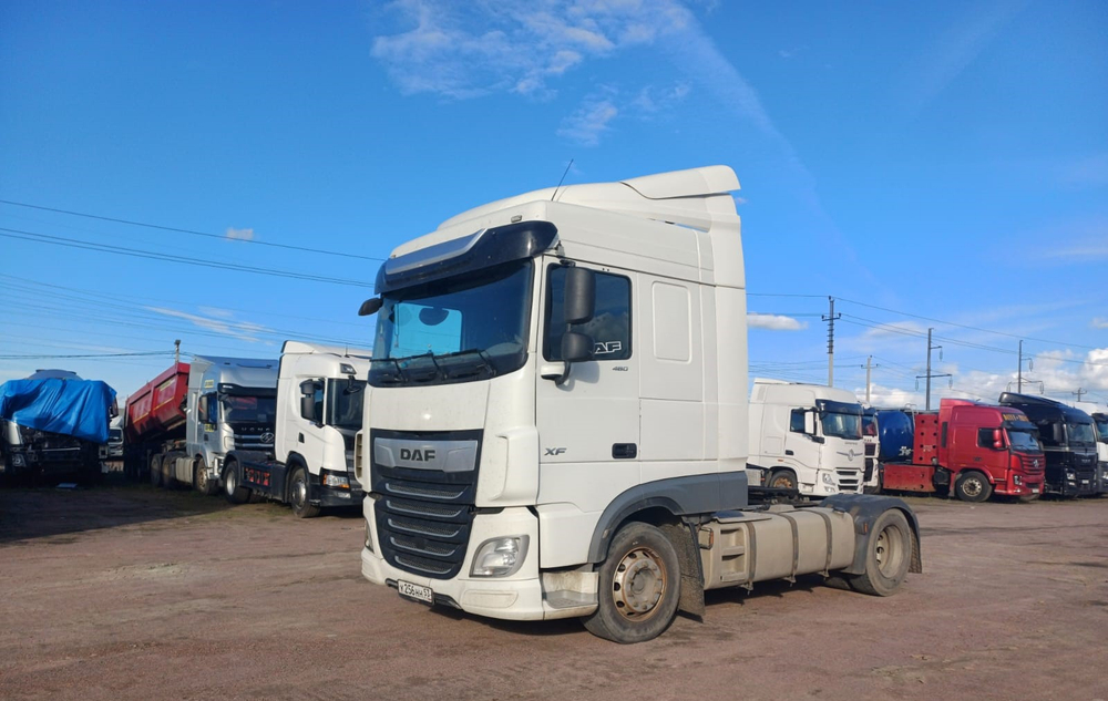 DAF XF 4x2 Седельный тягач XF 480 FT (Дизельный, 12,9 л, 483 л.с., АТ)