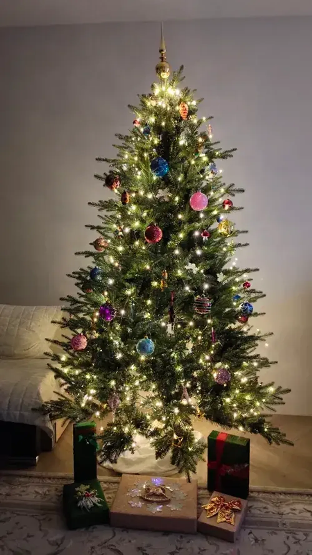 Елка с гирляндой встроенной «Elegance» Элеганс (Литая+пвх) 180 см / 1,8 м