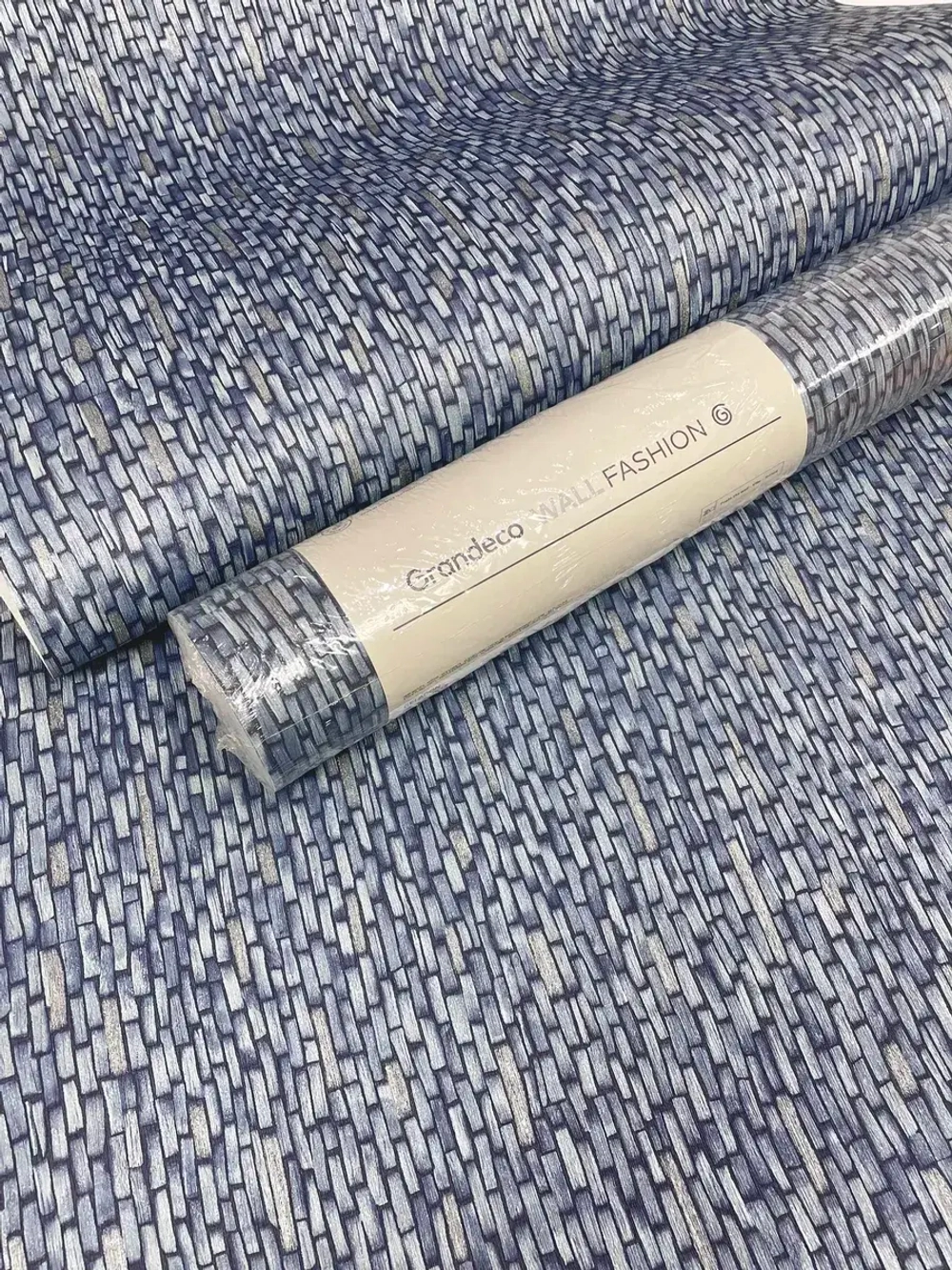 Обои флизелиновые CE 1207 Aurora 2022 Бельгия