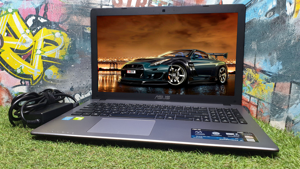 Ноутбук Asus i5/8Gb/820M 2Gb/X550X42LC-SLI74FDDX1B/Windows 10