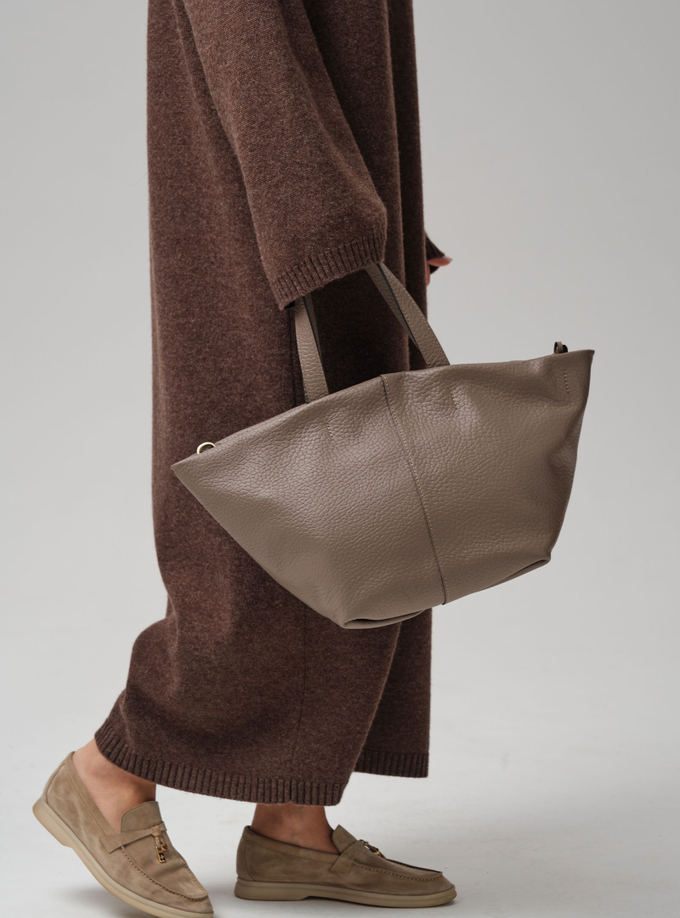 Кожаная сумка Azaro 31355 тауп