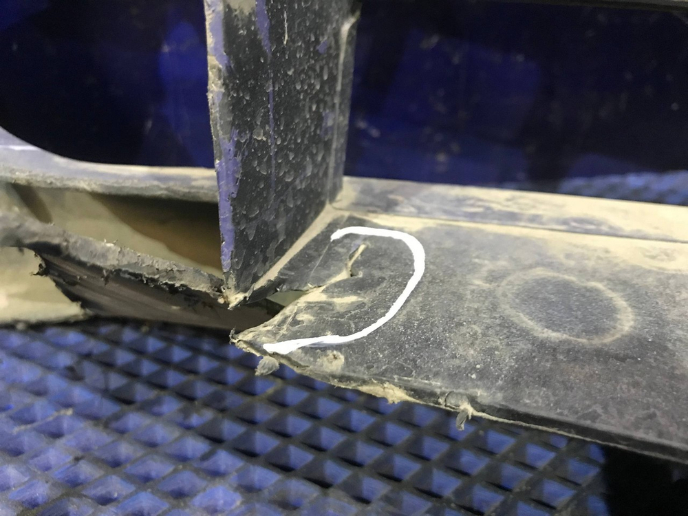 Бампер передний TOYOTA CORSA 1991