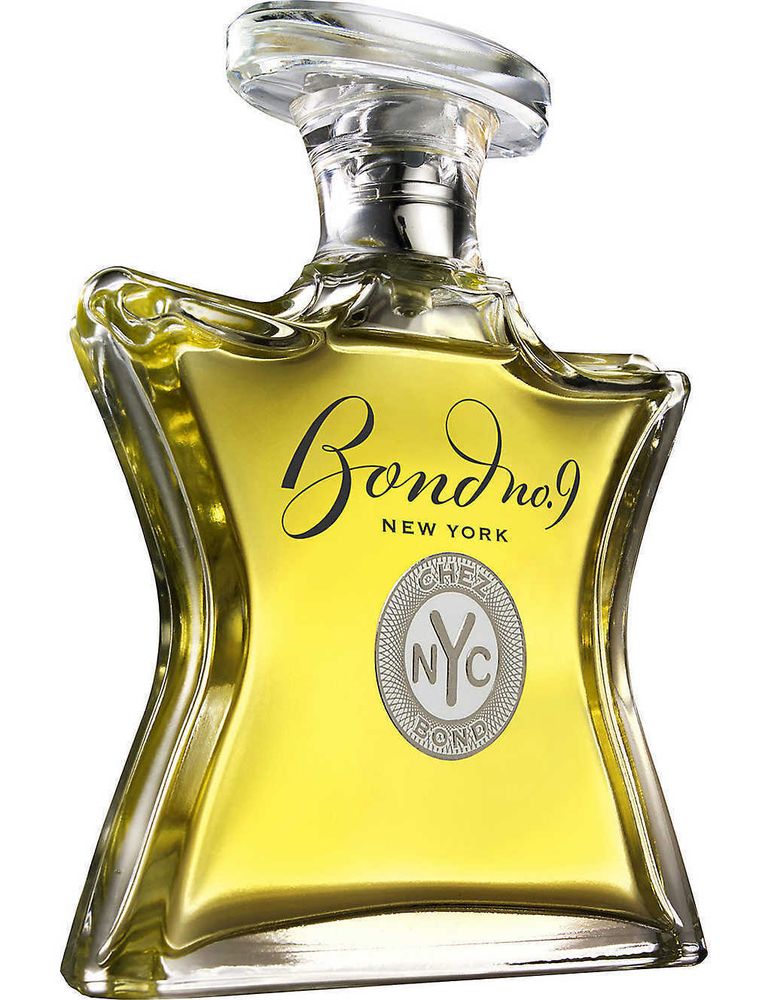 Bond 9 chez bond