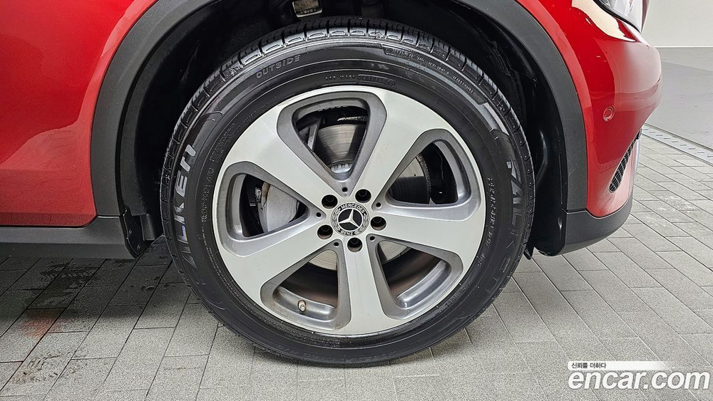 Mercedes-Benz GLC-Class X253 GLC300 4MATIC Coupe (10.2019)