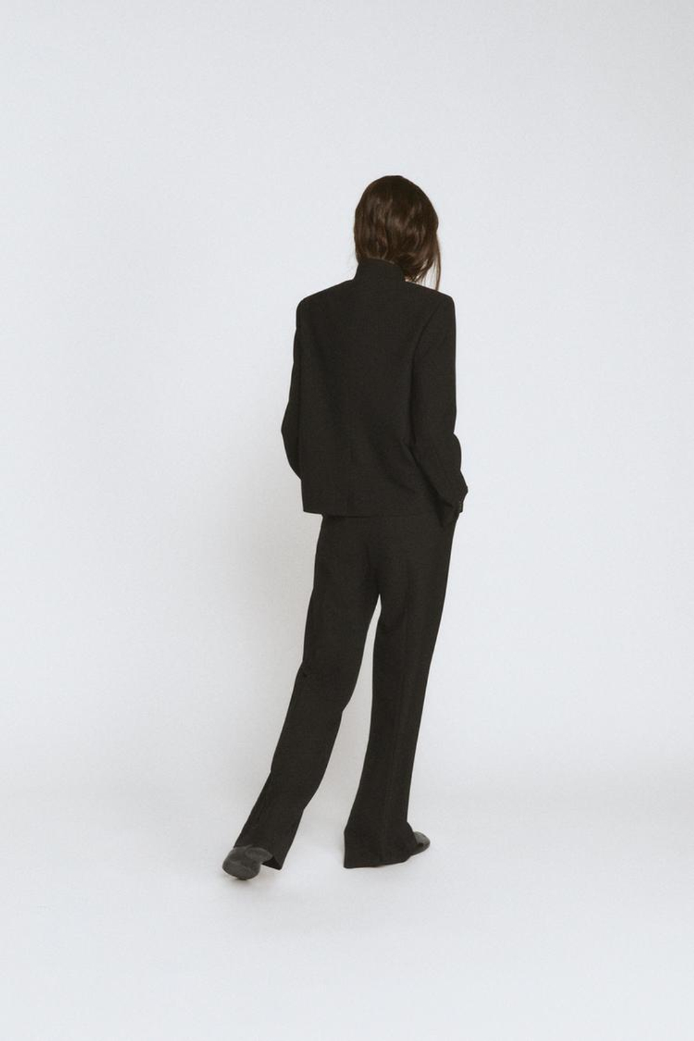 ZARA БЛЕЙЗЕР С ВОРОТНИКОМ-СТОЙКОЙ И ПУГОВИЦАМИ — ZW COLLECTION, ЧЕРНЫЙ