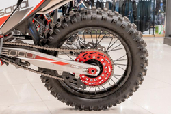 Мотоцикл кроссовый Ajerra SAGAI SS K9 CB300RL (4 клапана)  Red 21/18