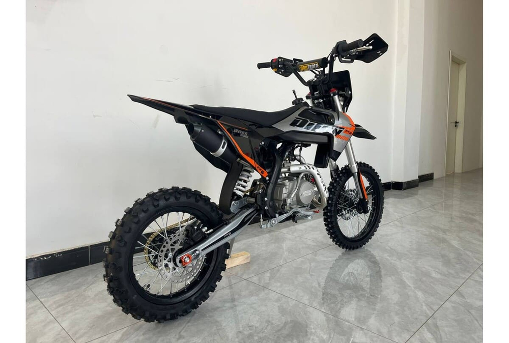 Мотоцикл PITONMOTO PX6 125EM 17/14 PITBIKE