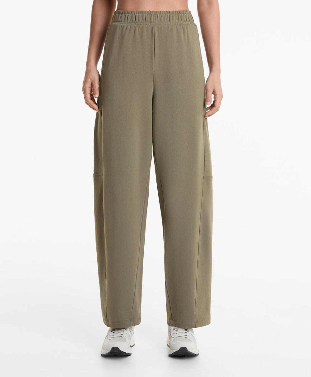 OYSHO Свободные брюки прямого кроя, светлый хаки