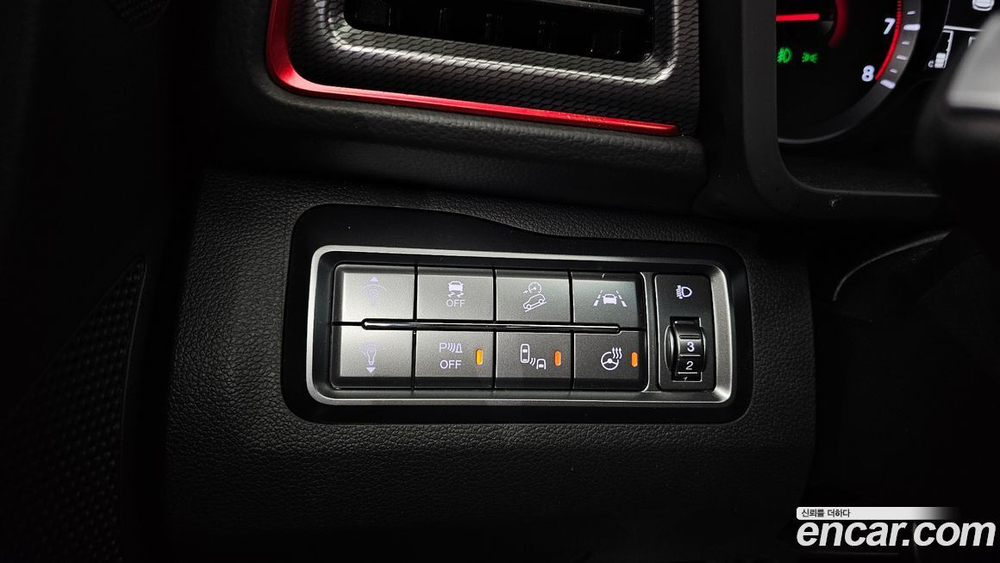 KG Mobility (Ssangyong) Very New Tivoli Бензин 1.5 2WD (05.2022)