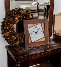 SLT-140 Часы настенные «АССИМЕТРИЯ»