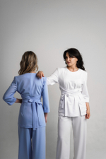 Блуза с разрезами