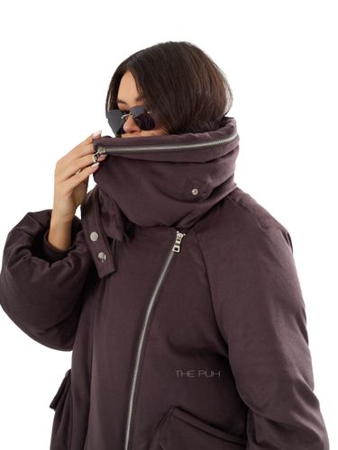 Шоколадная куртка из шерсти с накладными карманами и мехом