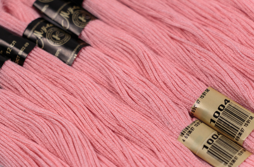 Нитки мулине ПНК им. Кирова, цвет 1004 (розовый)
