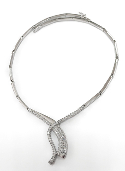 Колье Эстерелла - ювелирное украшение из серебра 925-й пробы