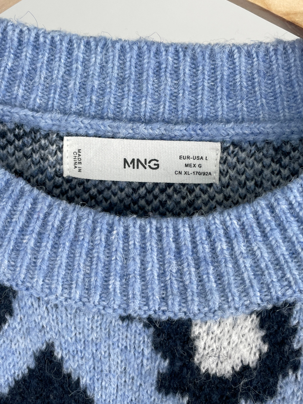Свитер Mango
