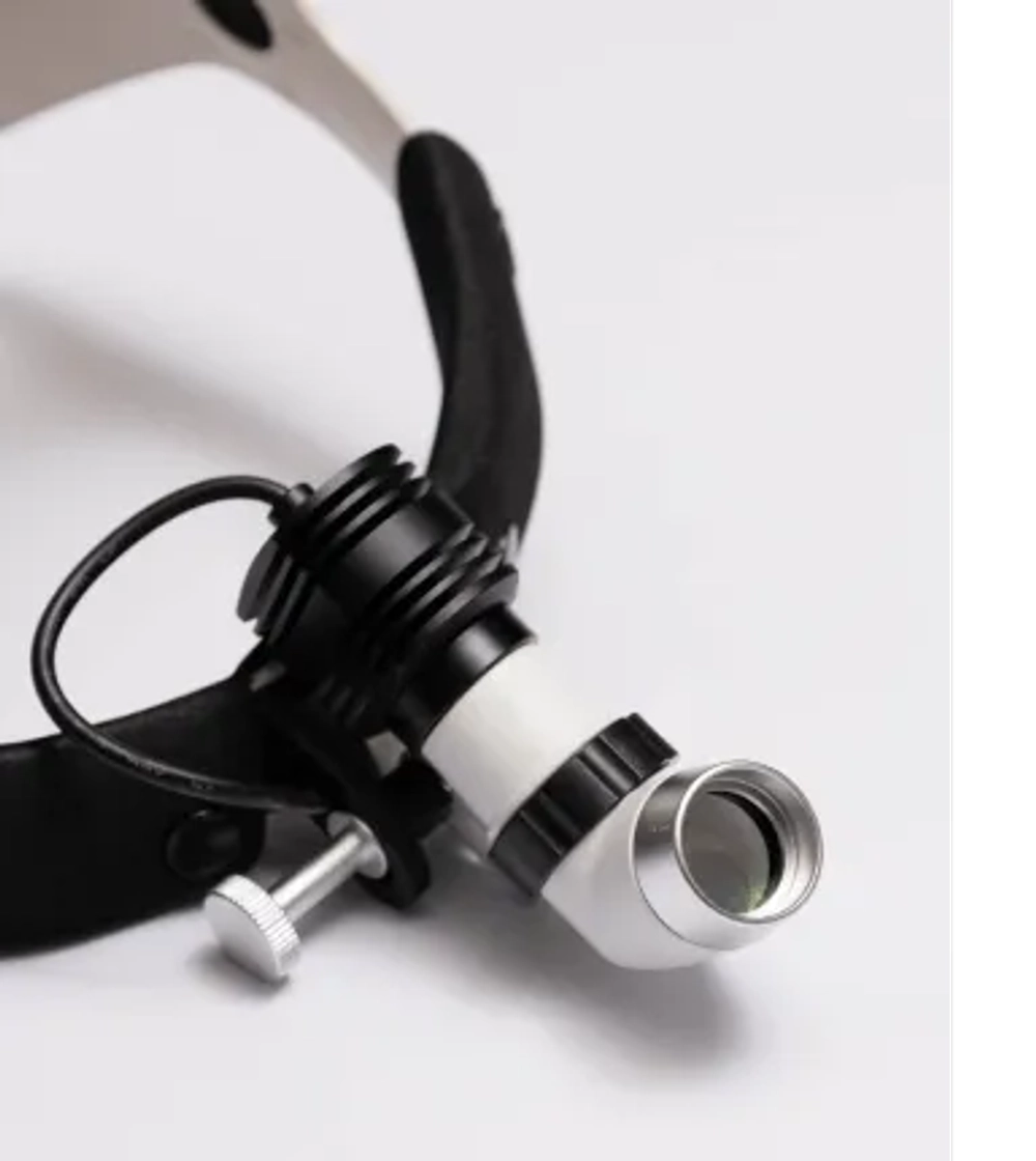 Налобный осветитель для лор-комбайна