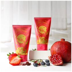Ягодная пенка для умывания Elizavecca Clean Piggy Pinkenergy Foam Cleansing 120 мл.